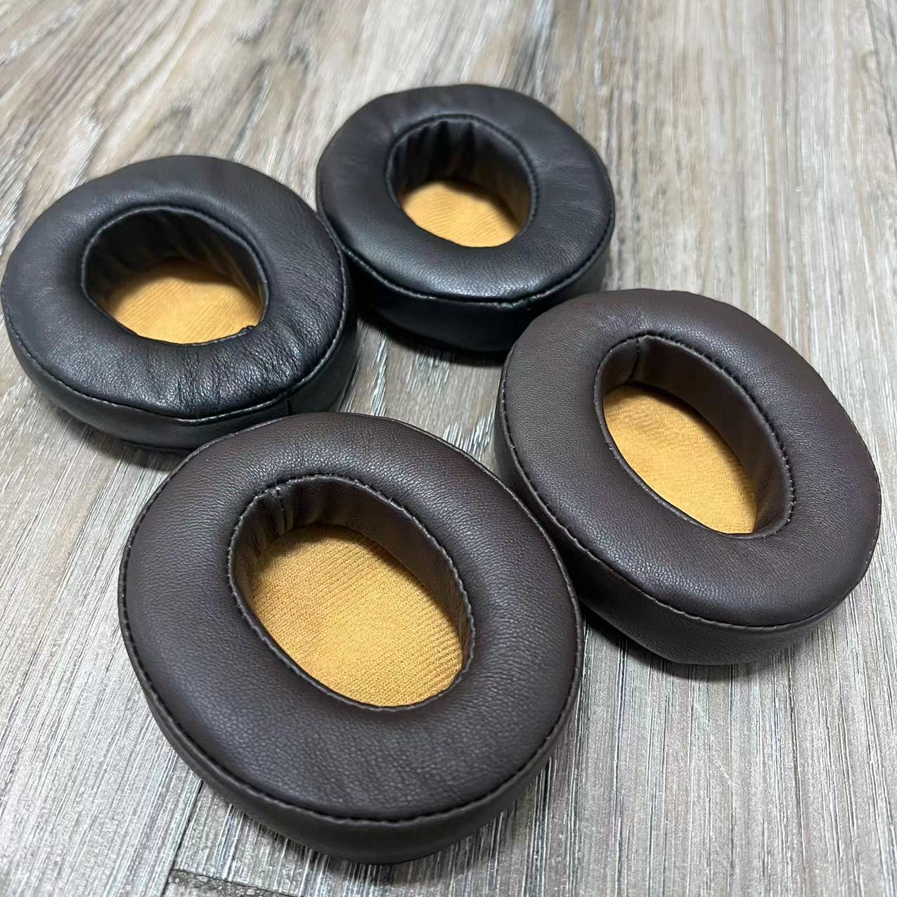 Genuine Sheepskin Leather Ear  - đánh giá và giá Sennheiser Headphone Momentum 4